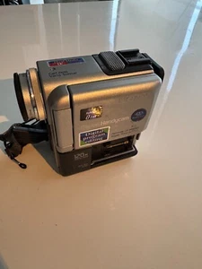 Sony Handycam DCR-PC5 Digital Video Camera Recorder Mini-DV sony lens TESTED - Picture 1 of 10