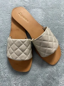 Neue Sandalen 7,5M Farbe Hellgold - Bild 1 von 8