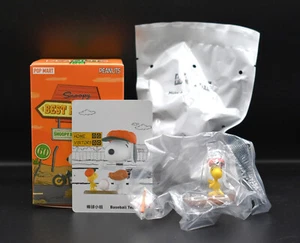 Pop Mart Figure Snoopy & Woodstock The Best Friends Baseball Team (A12) - Picture 1 of 1