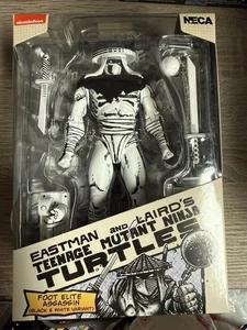 Neca Eastman and Laird's 2025 TMNT Foot Elite Assassin bianco e nero lotto 2 - Foto 1 di 2