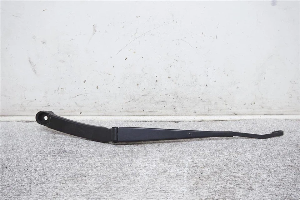 Brazo limpiaparabrisas conductor izquierdo 17 18 Toyota 86 13 - 16 Scion FR-S SU003-02670 Foto 1 de 4