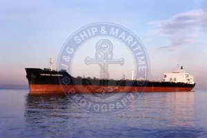 Ship Photo - OIl Tanker CHEVRON CALIFORNIA - 6x4 (10X15) Photograph - Picture 1 of 1
