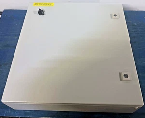 SolarBos Disconnect Circuit Combiner Box 600V 20A NEMA 4 C4S20C-1-N4 - Picture 1 of 4
