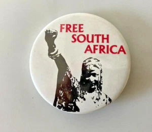 RAR Vintage FREE SOUTH AFRICA Winnie Mandala Stop Apartheid Knopf 2" - Bild 1 von 5