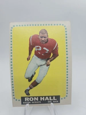 1964 Topps Football Ron Hall #12 (RC) Boston Patriots  Legend Linebacker - Image 1 of 2