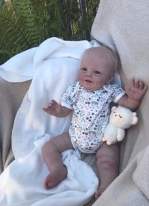 Reborn Baby Puppe Shaya, neu, selbst handgefertigt mit gerooteten Haaren - Bild 1 von 13