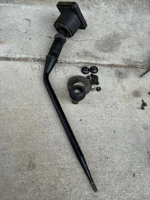 1994-1997 Dodge Ram 1500 NV3500 5 Speed Shift Tower Shifter - Image 1 of 4