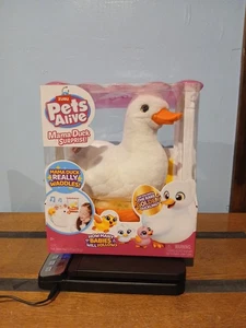 Pets alive by Zuru mama duck surprise Robotic Interactive BRAND NEW IN BOX! - Picture 1 of 3