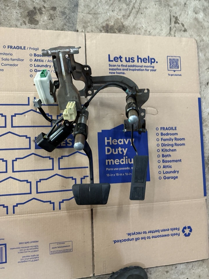 02-04 Jeep Grand Cherokee WJ Conjunto de pedal ajustable con memoria Foto 1 de 4