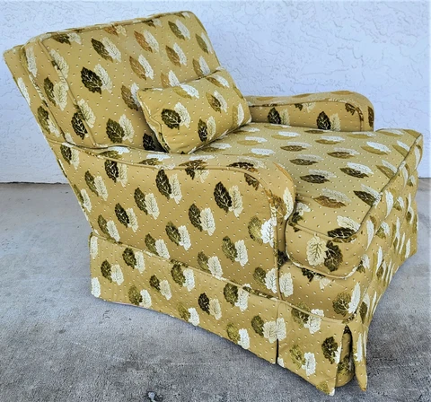 Vintage Velvet Leaves Upholstery Rolling Lounge Club Chair Very Comfortable! Cover