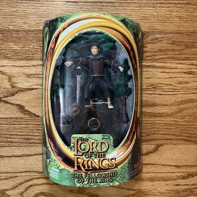 Frodo Sword Attack FOTR 6" LORD OF THE RINGS ToyBiz MOC Sealed #2 V-53 81001 - Image 1 of 4