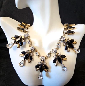 Collar De Colección J Crew Distintivo Negro y Transparente Lágrima Cristales Floral Tono Dorado - Imagen 1 de 7