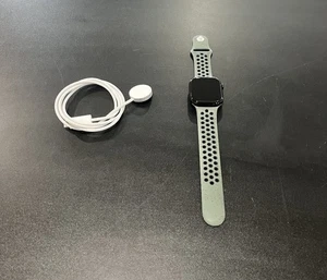 Apple watch Series 10 46mm Aluminum Case - Photo 1 sur 7