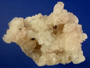 Calcit mit Kupferkies von Grube Falkenstein bei Oberscheld in Hessen - Bild 1 von 1