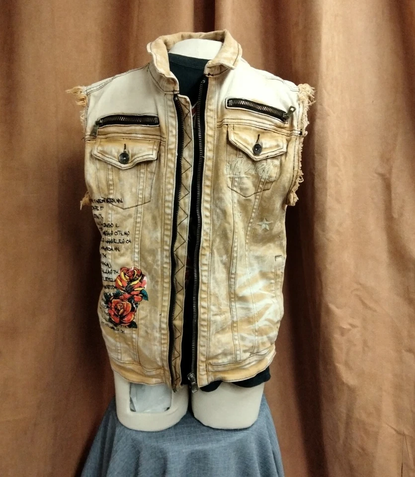 "BOGO" MENS DISTRESSED 8TH DISTRICT TAN VEST SZ L - Image 1 of 4