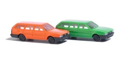 Spur N M: 1:160 BUSCH 8300 Set Di Veicoli »VW Passat, Bianco E Blu« Nuovo OVP - Immagine 1 di 2