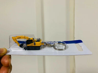 Universal Hobbies UH5854 Komatsu PC210LC-11 Excavator Diecast Keyring Keychain - Image 1 of 4