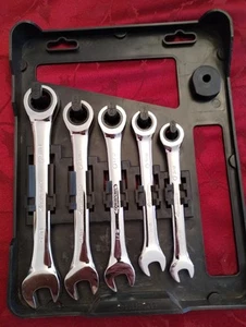 Husky Ratcheting SAE Combination Wrench Set (5-Piece) - Picture 1 of 5
