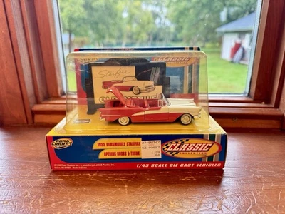 Road Champs 1/43 比例压铸汽车 1955 年 Oldsmobile 98 Starfire 可转换 — 第 1/4 张图片