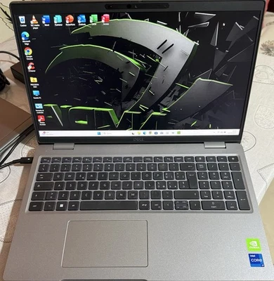 DELL PRECISION 3561-15,6”FHD-INTEL CORE I7-11850H-SSD512GB-32GBRAM-NVIDIA T600- - Immagine 1 di 4