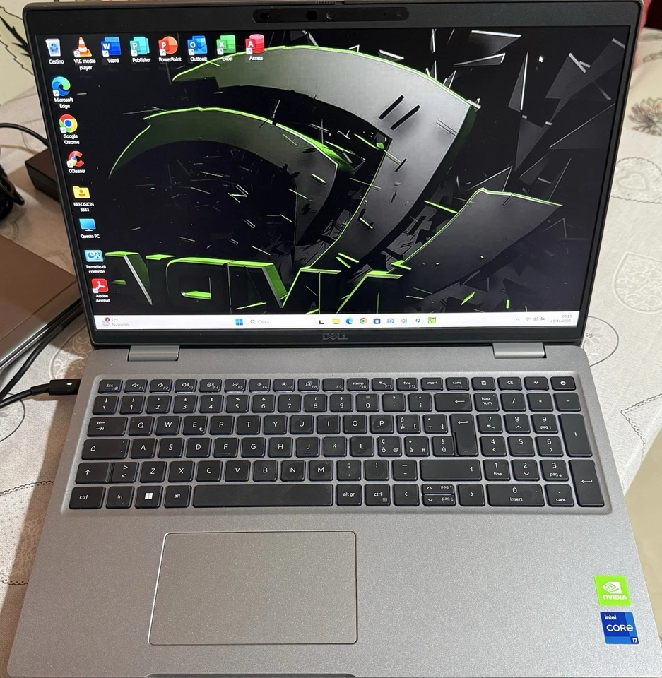 DELL PRECISION 3561-15,6”FHD-INTEL CORE I7-11850H-SSD512GB-32GBRAM-NVIDIA T600- - Immagine 1 di 4