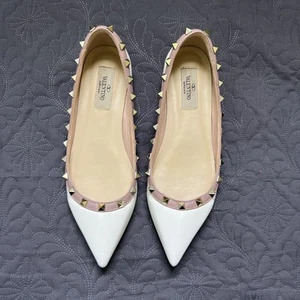 Valentino Beige Monochromatic Rock Stud Pointed Toe Ballet Flats - SZ EU38/US7.5 - Picture 1 of 8