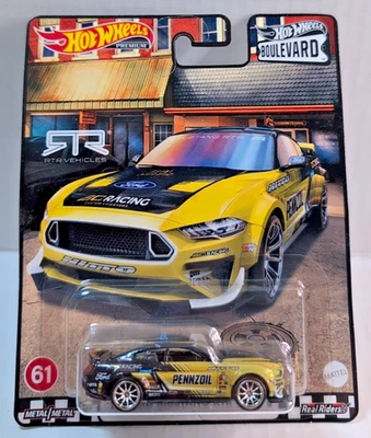 Hot Wheels Premium Boulevard #61 '18 Ford Mustang RTR Spec 5 - Image 1 of 4