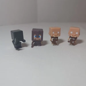 Lotto di 4 minifigure Minecraft 1" Nether serie 23 - Foto 1 di 9