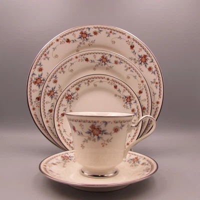 Noritake China ADAGIO Servicio para cuatro - Juego de 20 piezas Foto 1 de 4