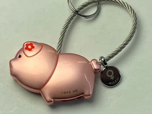 Milesi Original Pink Pig Flower on Ear Metal with Charm Keychain - Picture 1 of 6