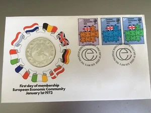 GB STAMPS 1973 EEC FIRST DAY COVER & MINT SILVER PROOF MEDALLION COIN - Picture 1 of 3