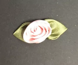 0,1/2 ZOLL HELLROSA ROSETTE SATIN BLUMEN MENGE 100 - Bild 1 von 2