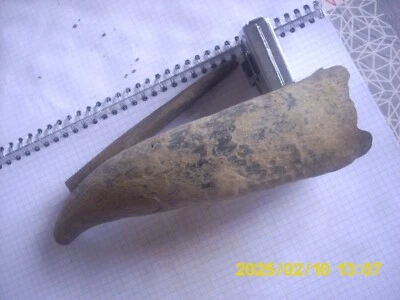 coffin  ancien avec pierre à affûter - Photo 1/4