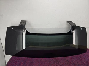 CADILLAC ESCALADE 15-20 OEM REAR RUNK TAILGATE LIFTGATE TRUNK LIFT WINDOW GLASS - Picture 1 of 10