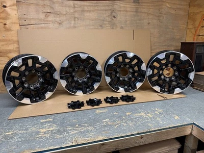 TAKE OFF OEM 18X9" GMC HUMMER EV WHEEL MACHINED BLACK SET OF 4 84806059 - Image 1 of 4