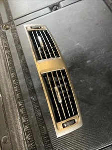 2006 2007 2008 Lexus IS250 IS350 Center Dash A/C Heater Air Vent 55670-53010 OEM - Picture 1 of 7