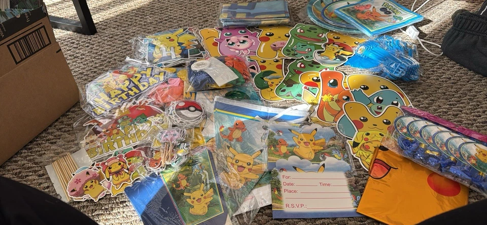Gran Lote de Nuevos Suministros de Cumpleaños Pokemon Decoración Fiesta Foto 1 de 1
