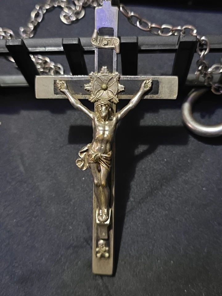 Antiguo crucifijo alemán Foto 1 de 1