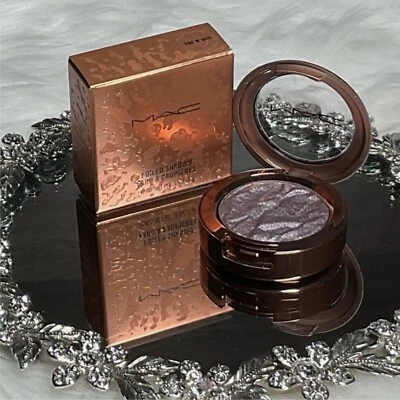 MAC FOILED EYESHADOW ~ TIDE N SEEK ~ TAUPEY PURPLE ~ DISCONTINUED ~ RARE ~ BNIB - Image 1 of 4