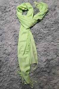 Pashmina Women's Scarf Shawl Lime Green 100% Pashmina Fringed 70x28.5" NWOT - Picture 1 of 3
