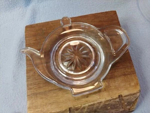 My Estate Sale! Vintage Glass Tea Bag Holder Teapot Shaped Heavy Starburst - Picture 1 of 5