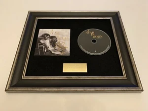 SIGNED/AUTOGRAPHED LADY GAGA - A STAR IS BORN SOUNDTRACK FRAMED CD PRESENTATION - Picture 1 of 4