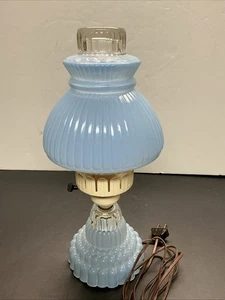 Vintage hellblau Glas Boudoir Lampe 13" hoch mit Kordel alles original - Bild 1 von 9
