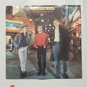 Crowded House ~ Something So Strong/ I Walk Away ~ Capitol PS 45 RPM Record - Picture 1 of 6