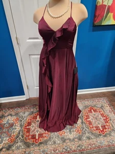 NWT Lulus Lace Up Maxi Dress XL Ruffle Side Slit Formal Party Formal Maroon - Picture 1 of 10