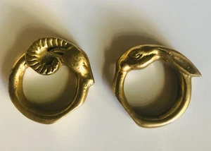 Anillos de servilletas de latón cabeza de carnero cabeza de conejo gruesos pesados únicos entretener cena - Imagen 1 de 7