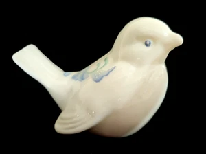 Vintage. Fenton Glas Vogel Milchglas blau Dekoration - handbemalt & signiert J. Grove - Bild 1 von 6