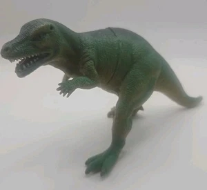 Vintage Plastic Dinosaur Action Figure Toy - Picture 1 of 4