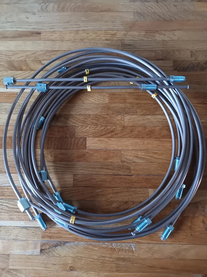 Juego de línea de tubo de freno Triumph TR7 RHD Cupro níquel KUNIFER 2071R Foto 1 de 2