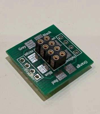 DCC NEM652 8 Pin socket breakout board hard wire solder tabs adaptor connector - Image 1 of 4